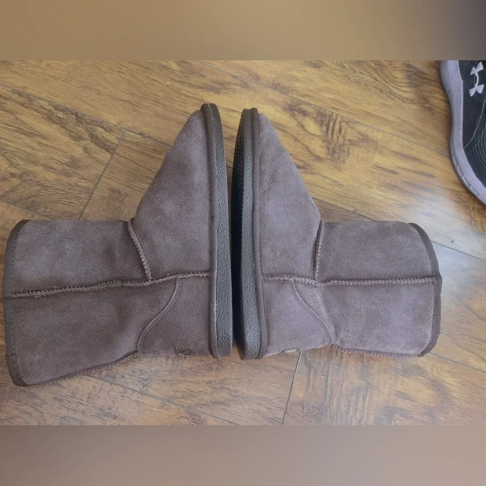 Beach Feet Women Australian Suede‎ Sheepskin Winter Snow Boots Size 9 Chocolate